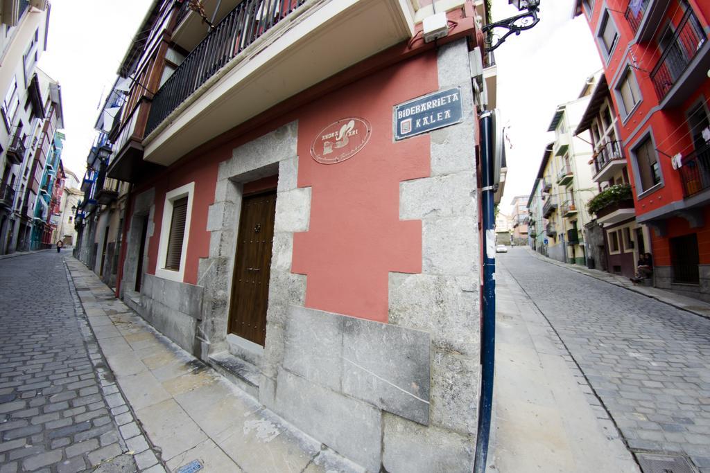 Andra Mari Apartamentu Turistikoak 贝梅奥 客房 照片