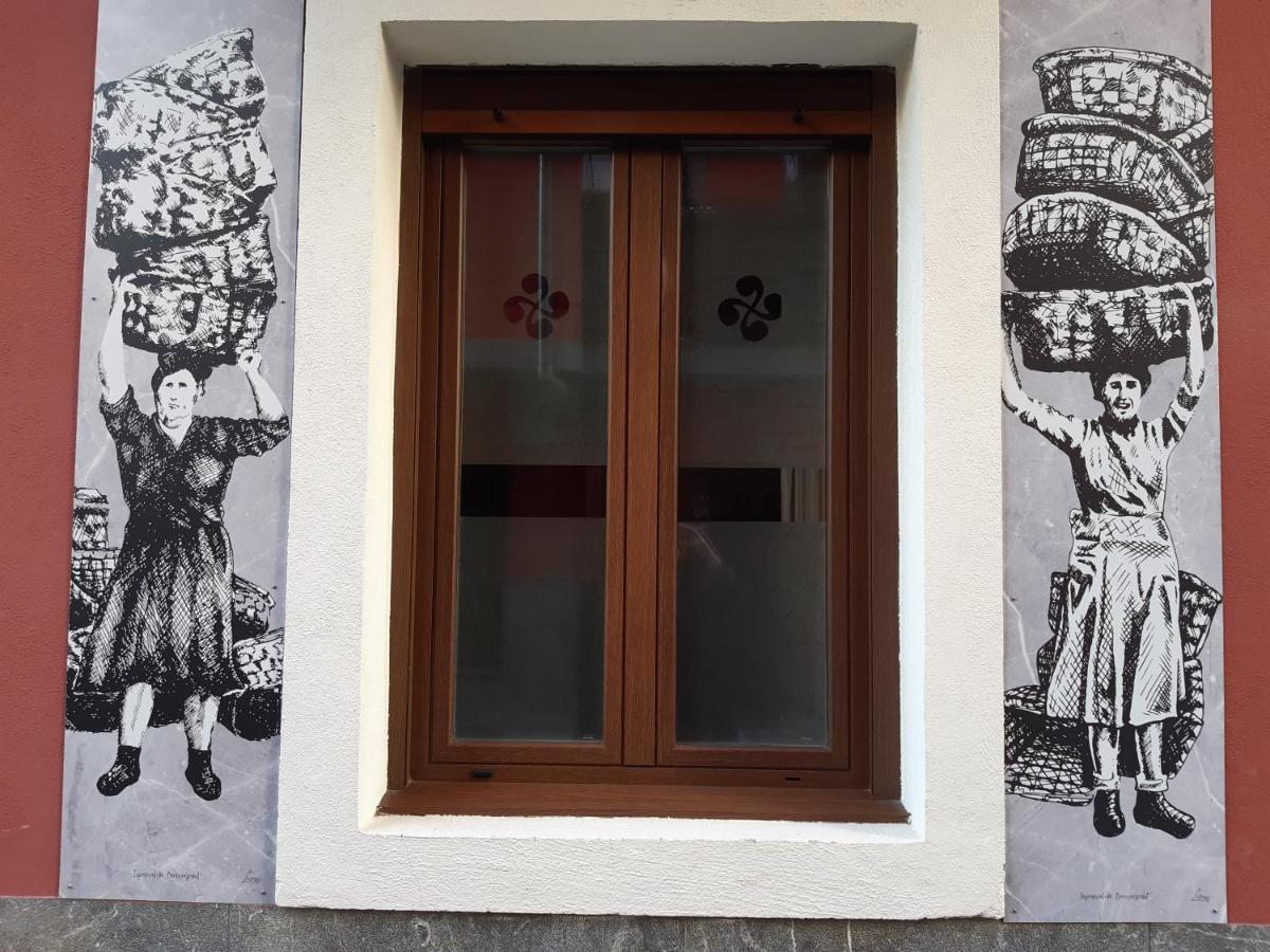 Andra Mari Apartamentu Turistikoak 贝梅奥 外观 照片